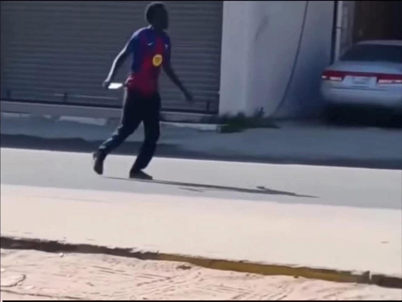 Machete-wielding African migrant attacks pedestrians in Libya