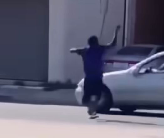 Machete-wielding African migrant attacks pedestrians in Libya