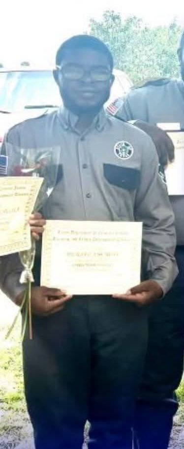 Nigerian-born U.S. correctional officer arrested for attempting to smuggle drug into prison