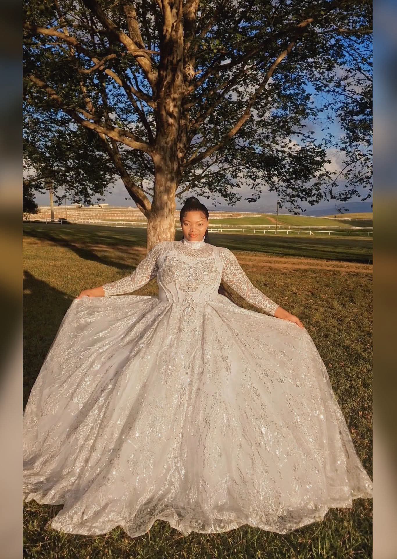 "Jesus has done this. The wait was all worth it," 37-year-old South African virgin writes as she weds