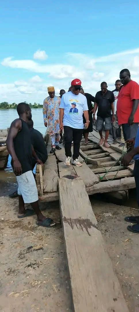 Six missing, over 70 rescued as boat carrying mourners capsizes in Benue River