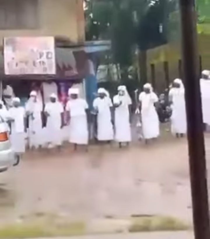 Ondo high chief k!lled in 'accidental discharge' during traditional funeral rites (video)