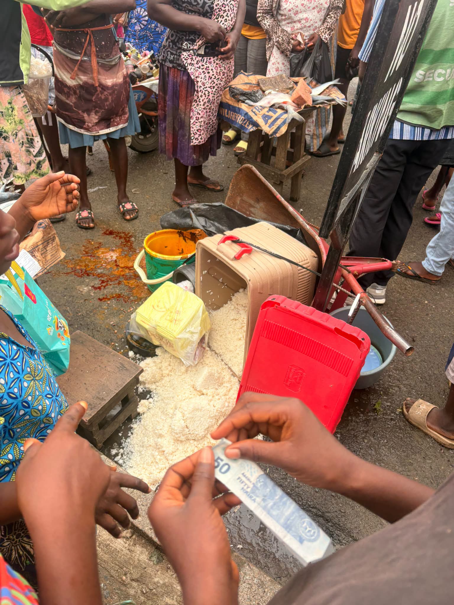 Task force allegedly ‘destroys roadside trader's rice and stew at Bayelsa market’