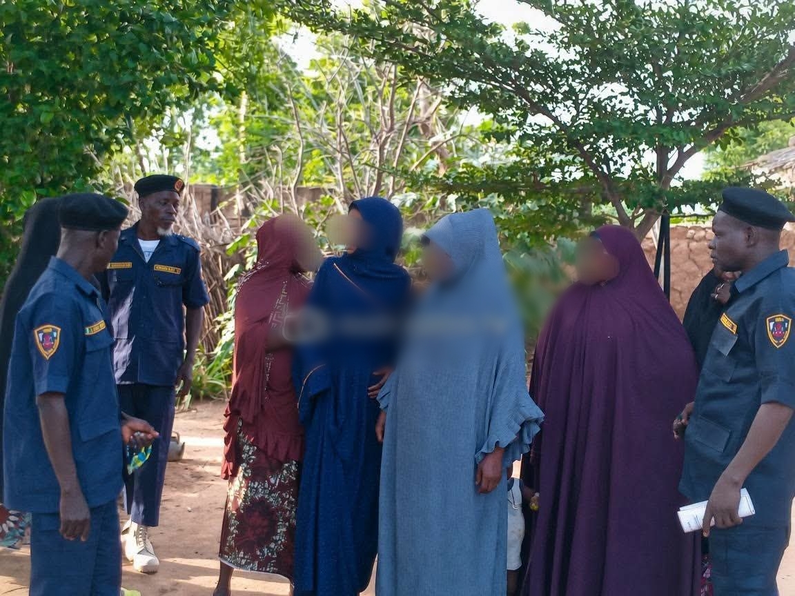 Hisbah arrests 6 suspected s3x workers in Yobe