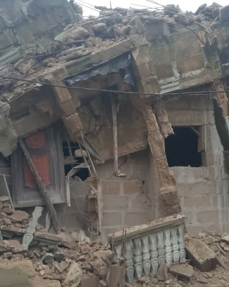 Mother and 14-year-old daughter d!e as three-storey building collapses in Anambra