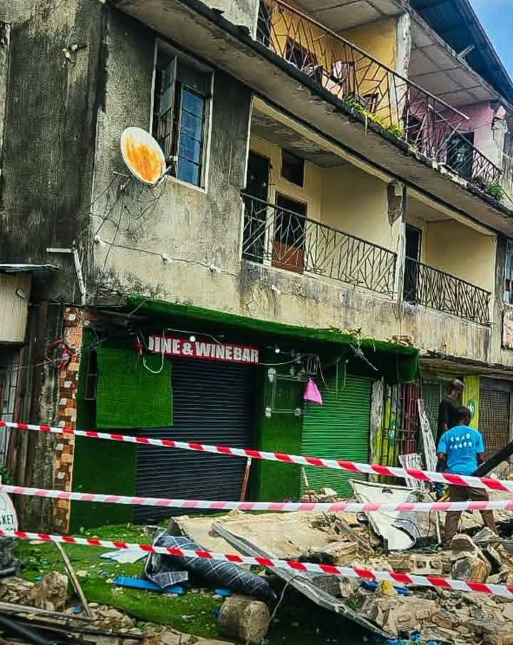 Four injured as part of 60-year-old building collapses in Rivers