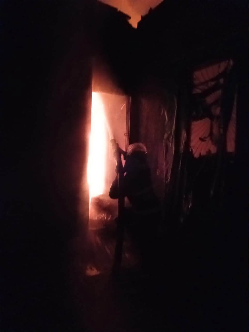 Newborn baby and parents escape as fire razes apartment in Kwara