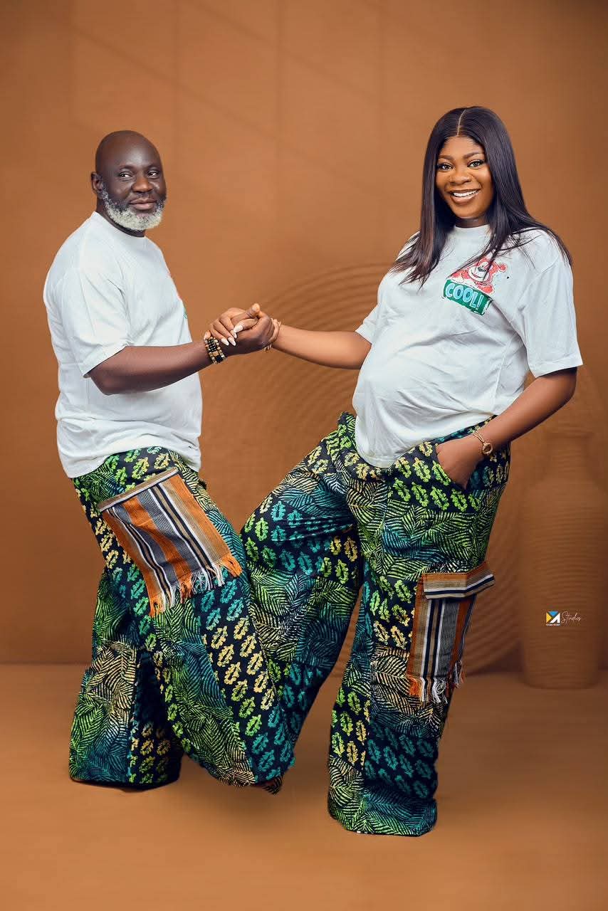 Couple welcome FIRST child after 19 years of waiting 4 Couple welcome FIRST child after 19 years of waiting