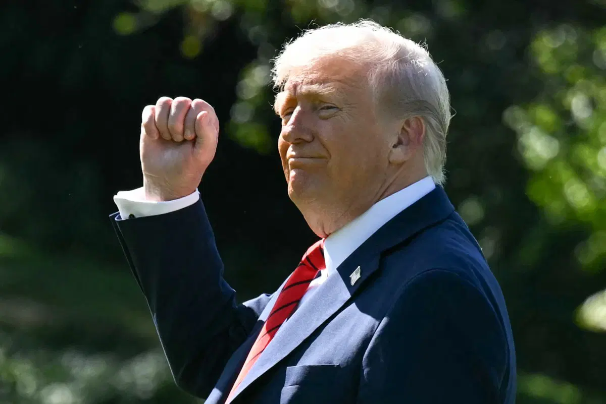 Oldest elected US president Donald Trump in ?excellent? health - Doctor