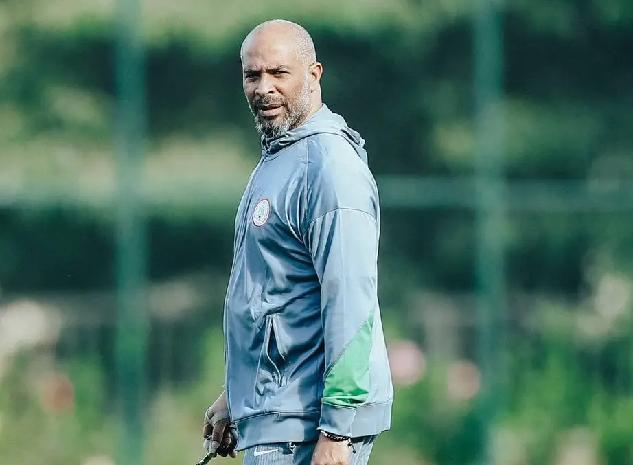 Head coach Éric Chelle discussing contract negotiations