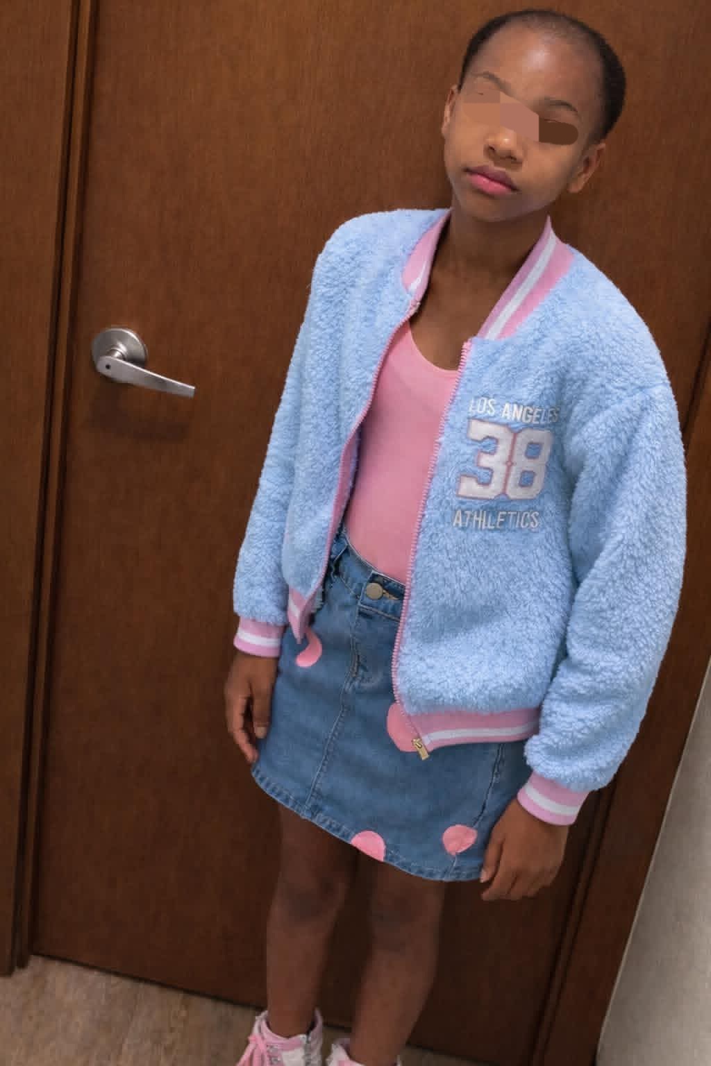 Mother sparks mixed reactions as she shaves daughters hair because the little girl ?thinks being pretty is more important than being obedient"