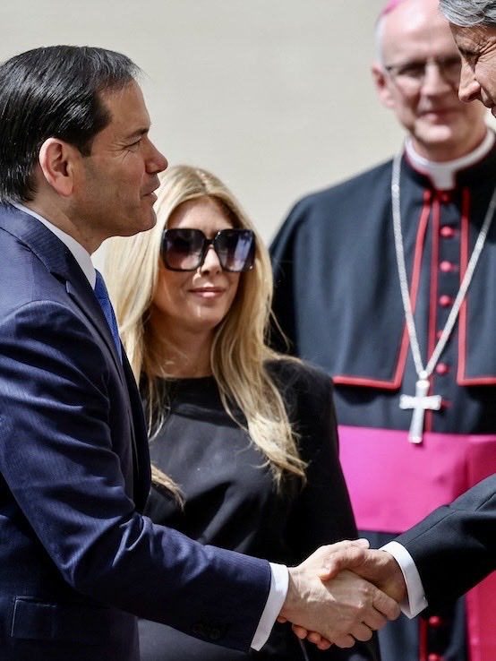 Marco Rubio meets Pope Leo XIV amid high tension with Trump