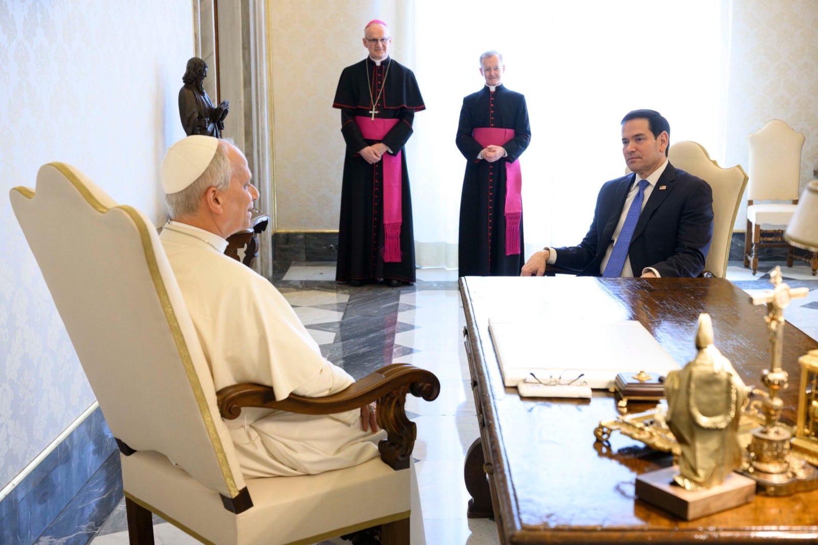 Marco Rubio meets Pope Leo XIV amid high tension with Trump