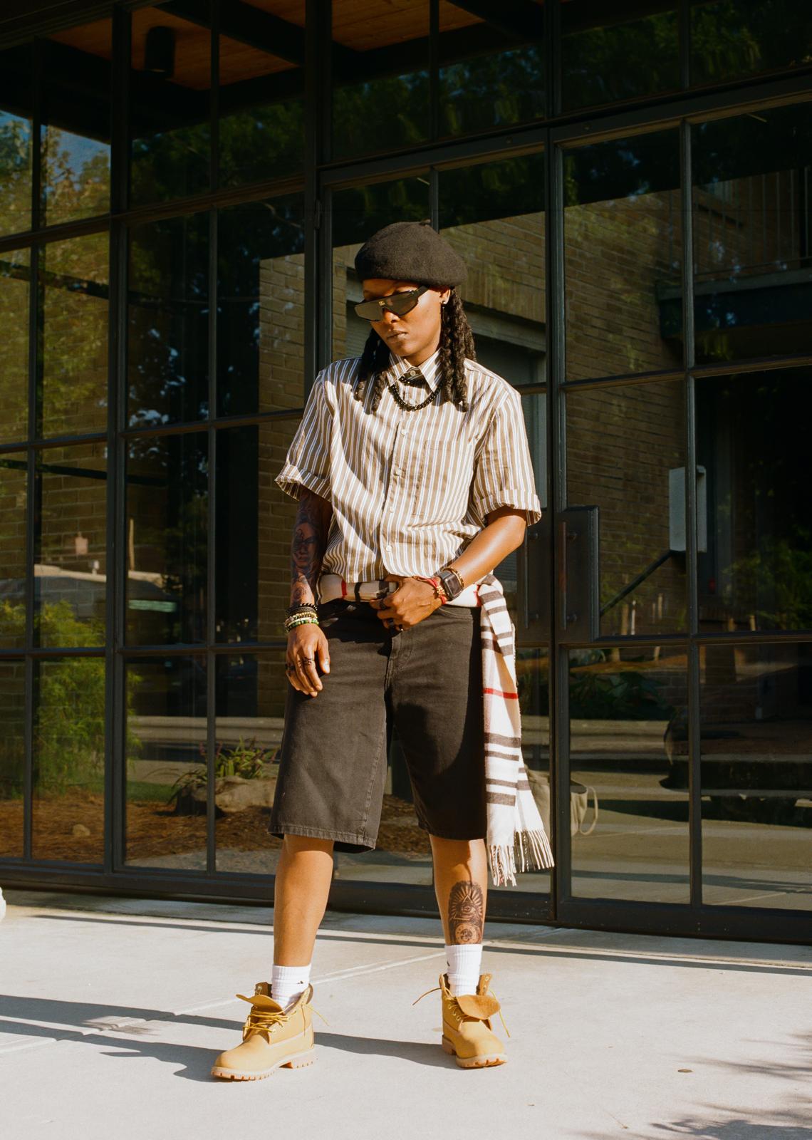 Singer SWITCH Comes Out Of The Closet With Her New Song Titled 'Link Up' &nbsp;