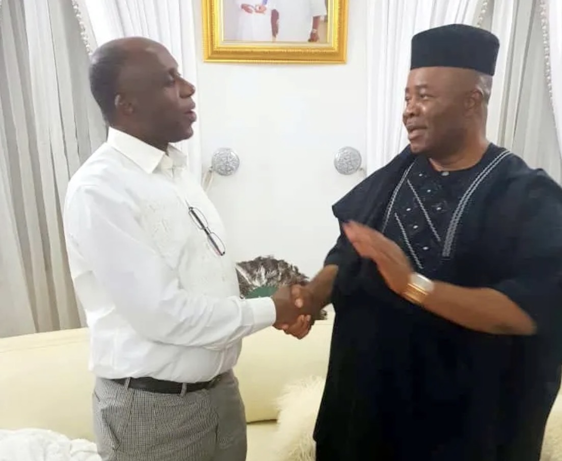 Amaechi accuses Godswill Akpabio of siezing Cross River Oil Wells when he was Akwa Ibom Governor