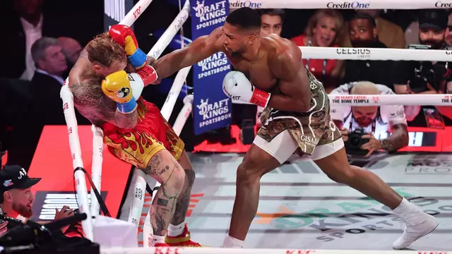 Anthony Joshua defeats YouTuber Jake Paul by knockout in sixth round (Video)