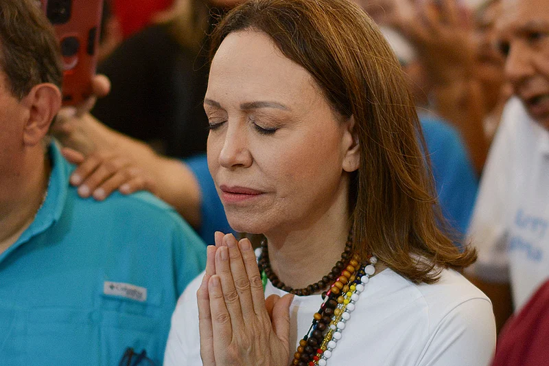 Venezuela opposition leader and Nobel Peace Prize winner María Machado returns home after 10 months in exile