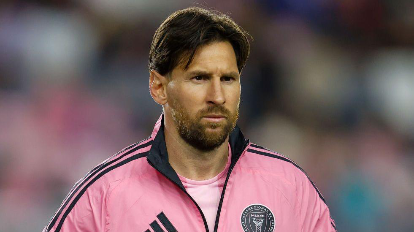 I regret not learning English â Lionel Messi