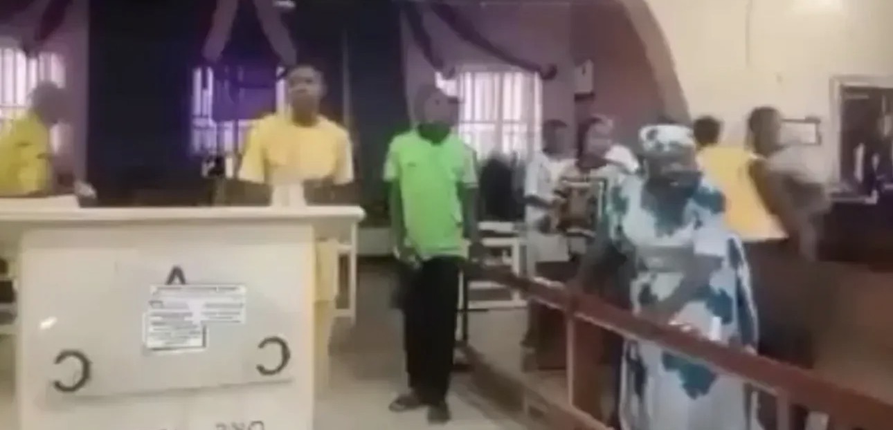 Video of terrorists att@ck on Christ Apostolic Church in Eruku, Kwara State where they k!lled three worshippers