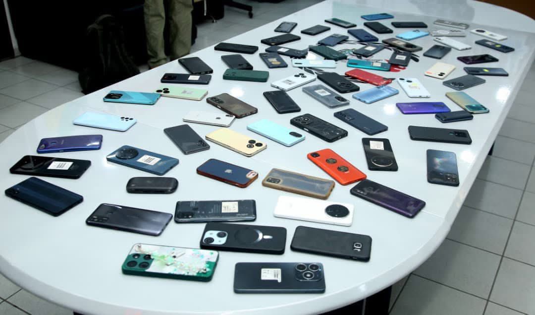 Police smash tricycle robbery gang, recover 72 stolen phones and other items in Akwa Ibom