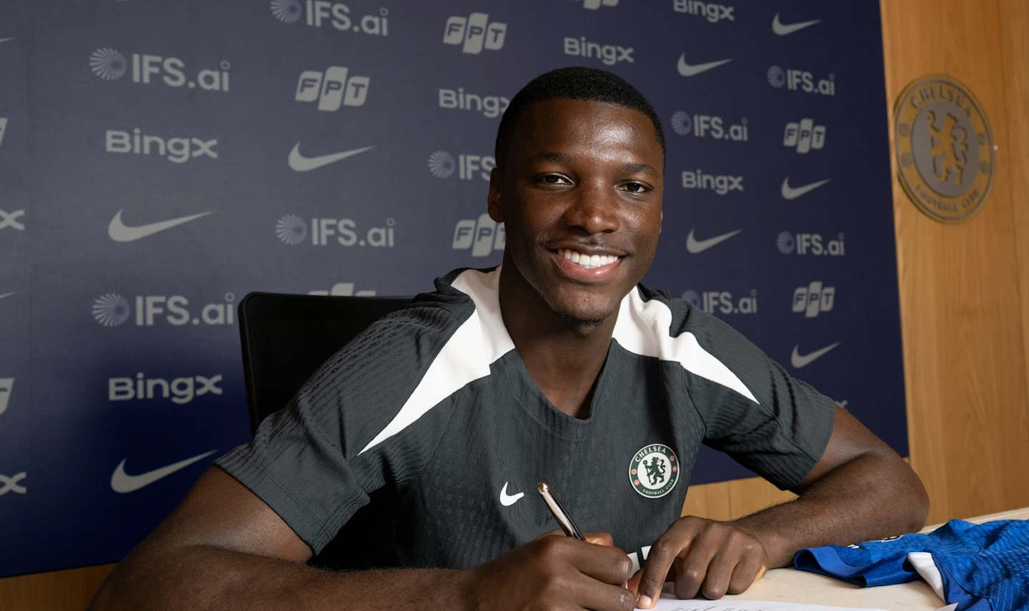 Chelsea defender Moises Caicedo signs seven-year contract extension