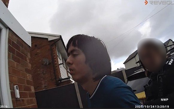 Teenager jailed for life after murdÂ£ring his mother and âboasting about it onlineâ