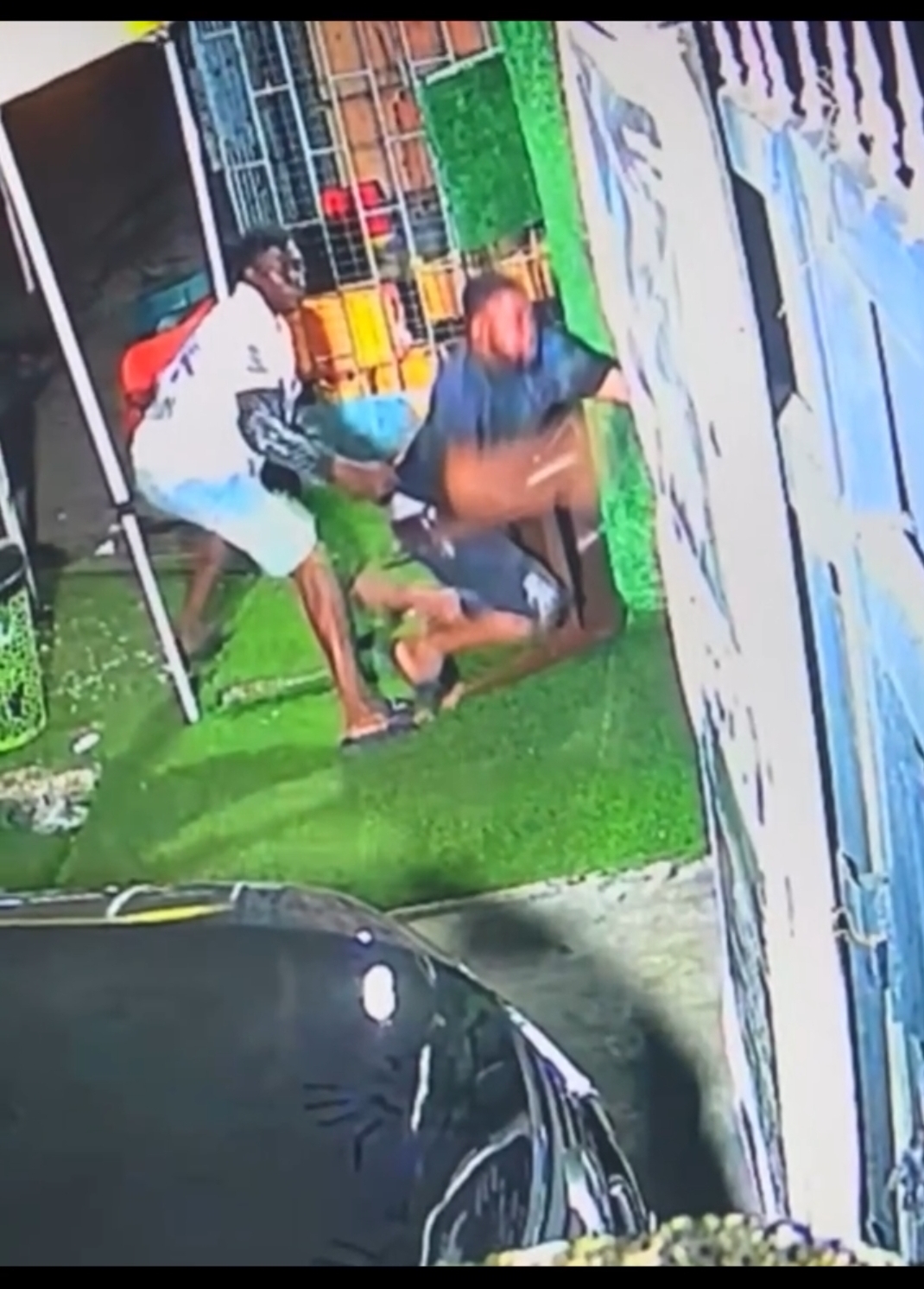 Man recounts terrifying attack at Surulere club as suspected assailants flee after bystanders rushed to rescue him