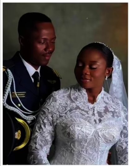 “It’s Abuja you told me you were going to, you didn’t mention you won’t come back.” — Lady mourns partner who d!£d in Ondo aircraft cr@sh