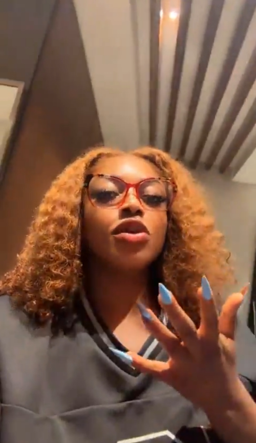 “I’ve tried every business I could think of, but only being an olosho worked for me” — Nigerian lady says