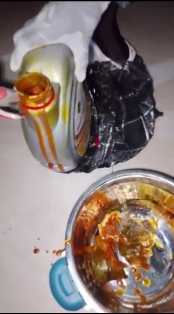 Nigerian lady arrested at airport after drugs were allegedly found in keg of palm oil she was to deliver to Saudi Arabia