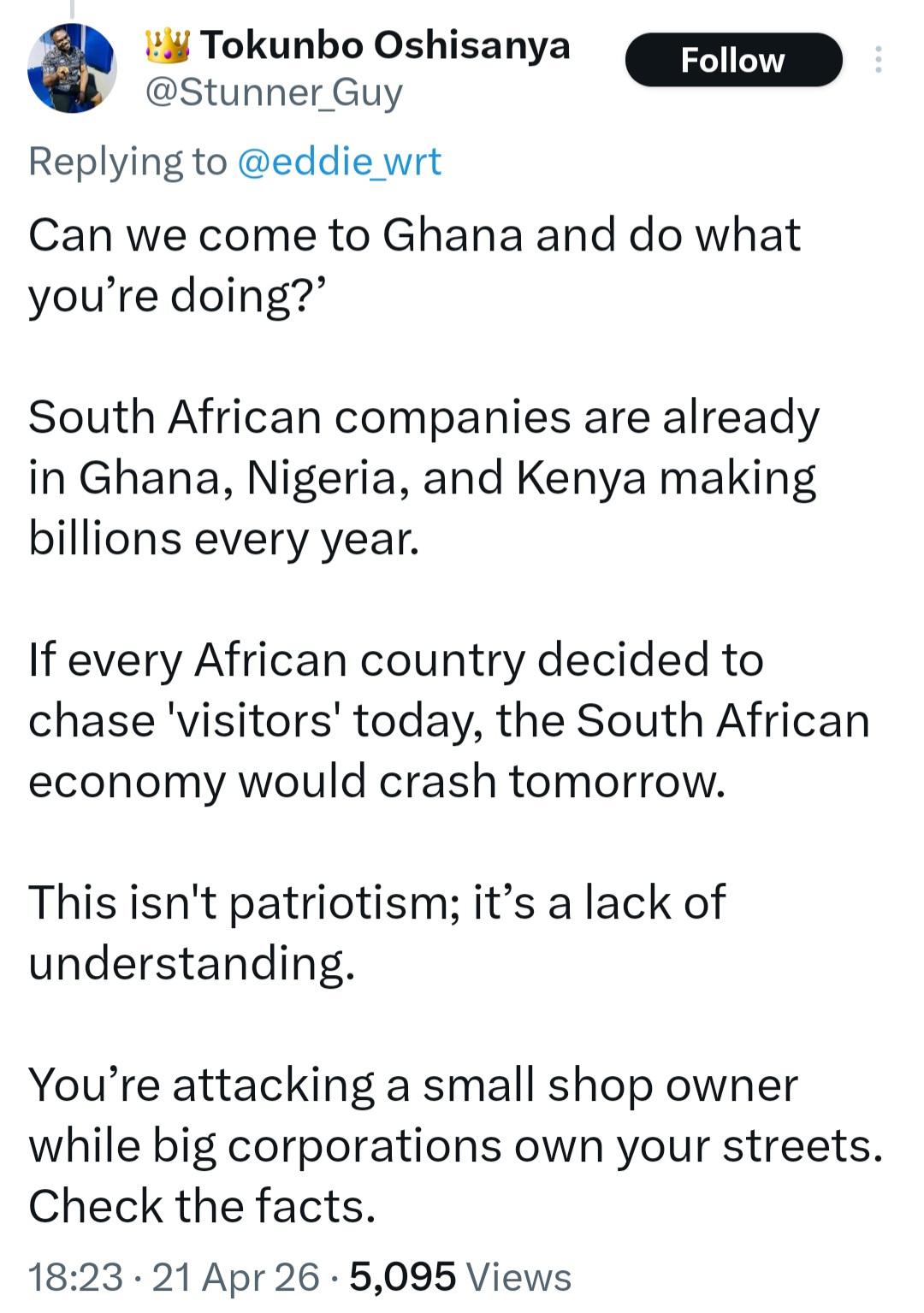 "We don't want Africans here anymore" South African activists confront Ghanaian migrant, tell him to return to his country (video)