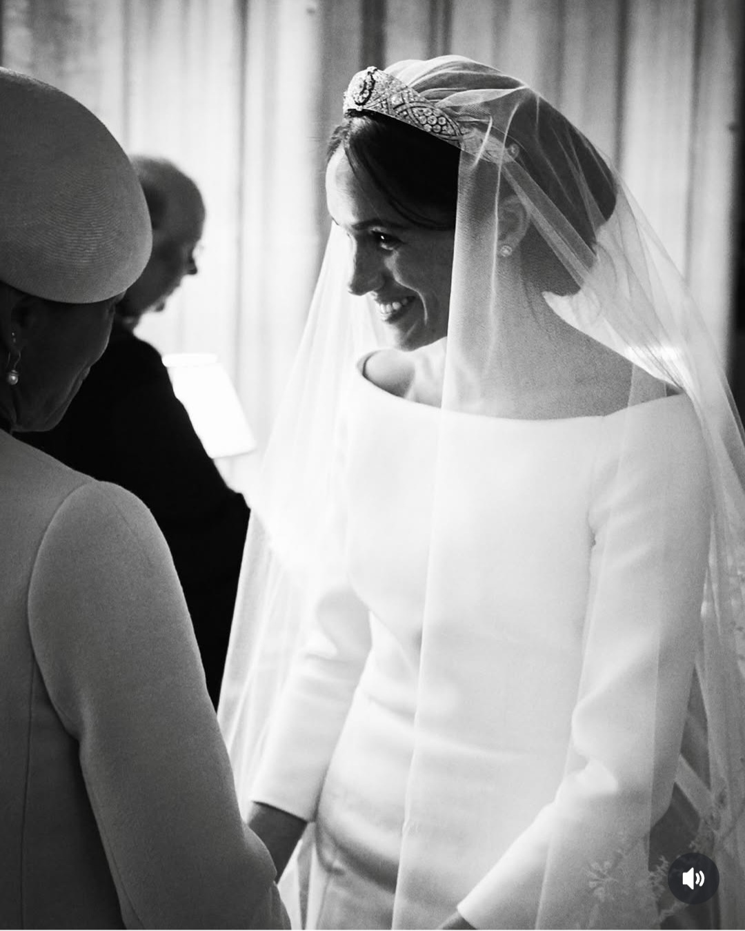 Meghan Markle celebrates 8th anniversary to Prince Harry with never-before-seen wedding photos