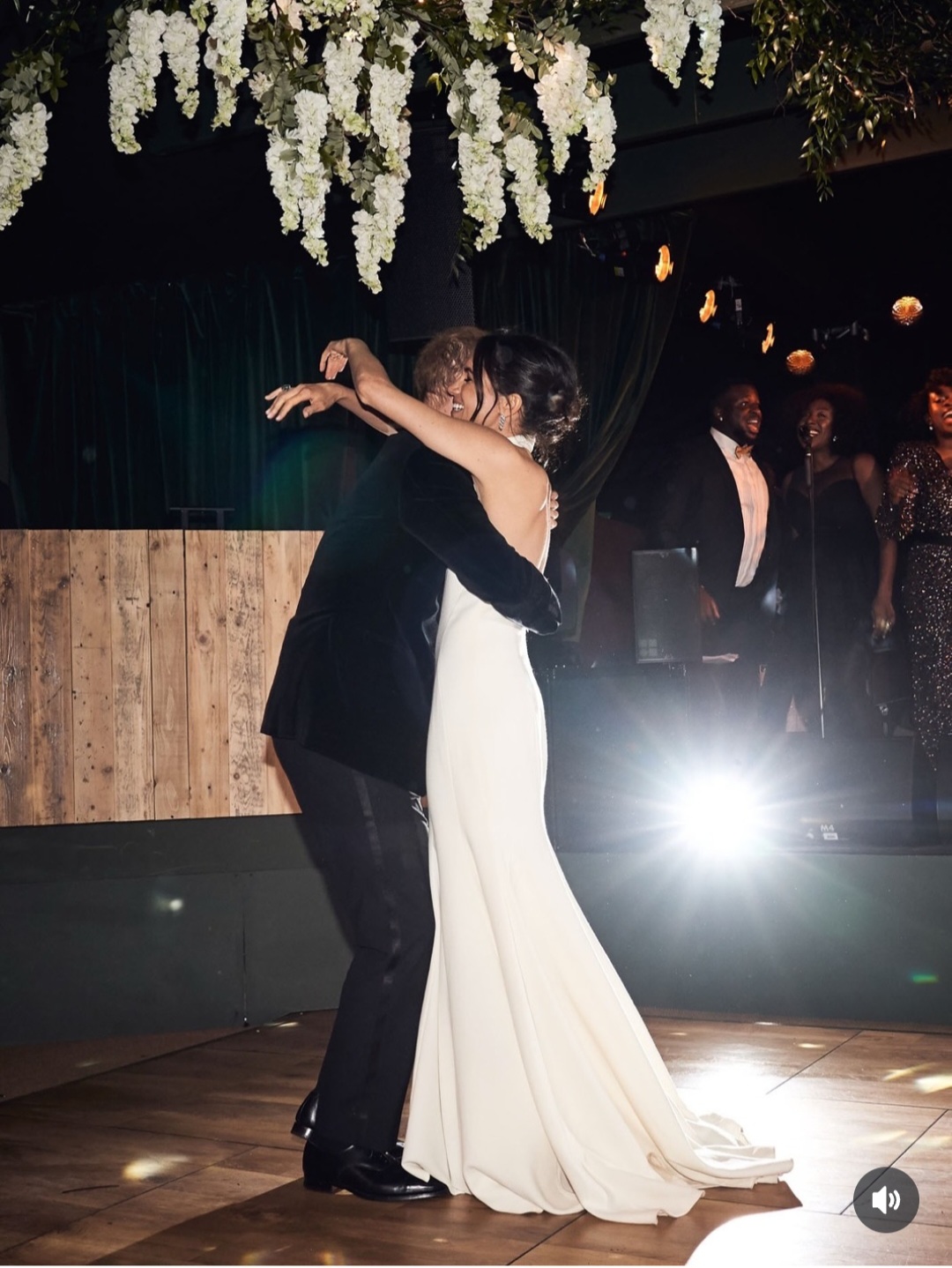 Meghan Markle celebrates 8th anniversary to Prince Harry with never-before-seen wedding photos