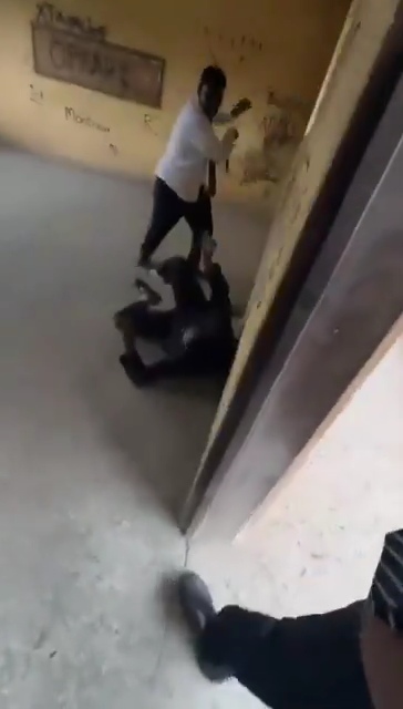 Outrage as h0rrific video shows secondary school seniors brut@lly bullying a junior student in Benin City