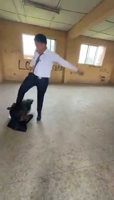 Outrage as h0rrific video shows secondary school seniors brut@lly bullying a junior student in Benin City