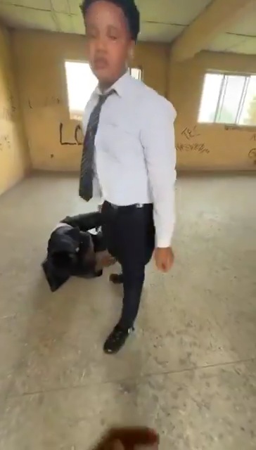 Outrage as h0rrific video shows secondary school seniors brut@lly bullying a junior student in Benin City