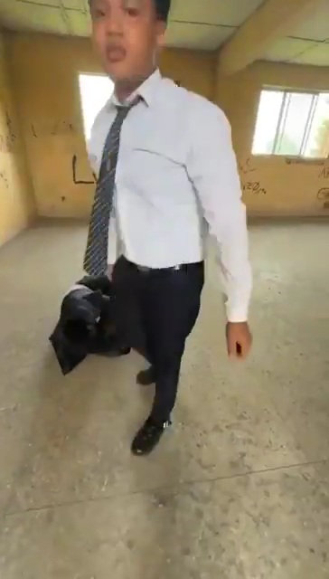 Outrage as h0rrific video shows secondary school seniors brut@lly bullying a junior student in Benin City