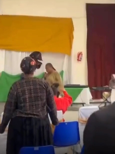 Pastor caught speaking in tongues with lyrics from Michael Jackson