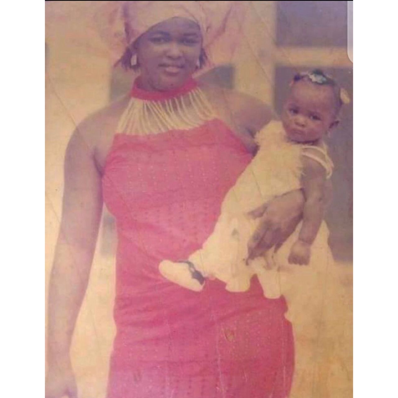 Help me find my mother - Nigerian lady in search of her mother who relocated abroad when she was four and has not been in touch since then
