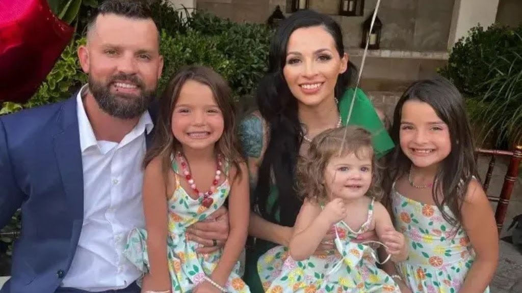 Father who left child to di� in hot car was allegedly watching porn