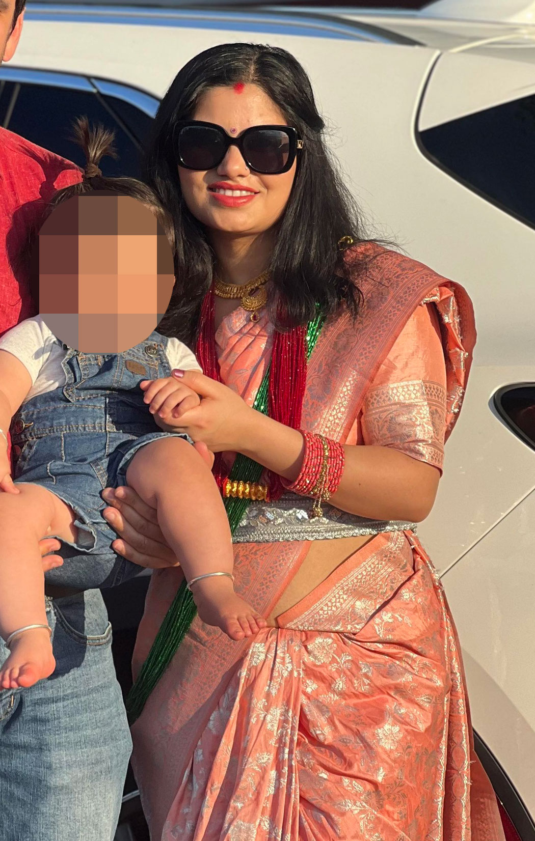 Dad shot by police while butchering his wife and daughter with curved dagger