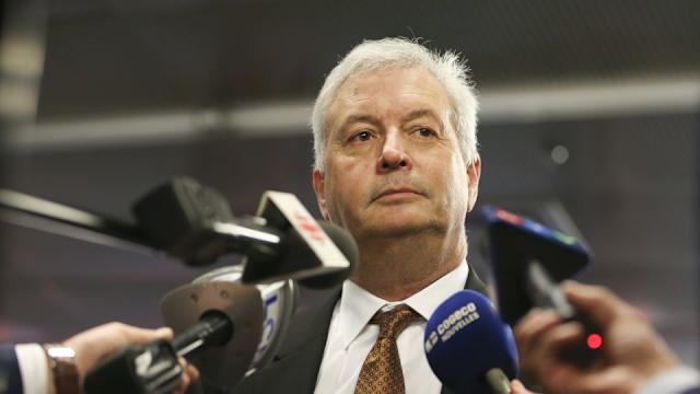 Air Canada CEO to retire this year after his English-only crash message was criticized