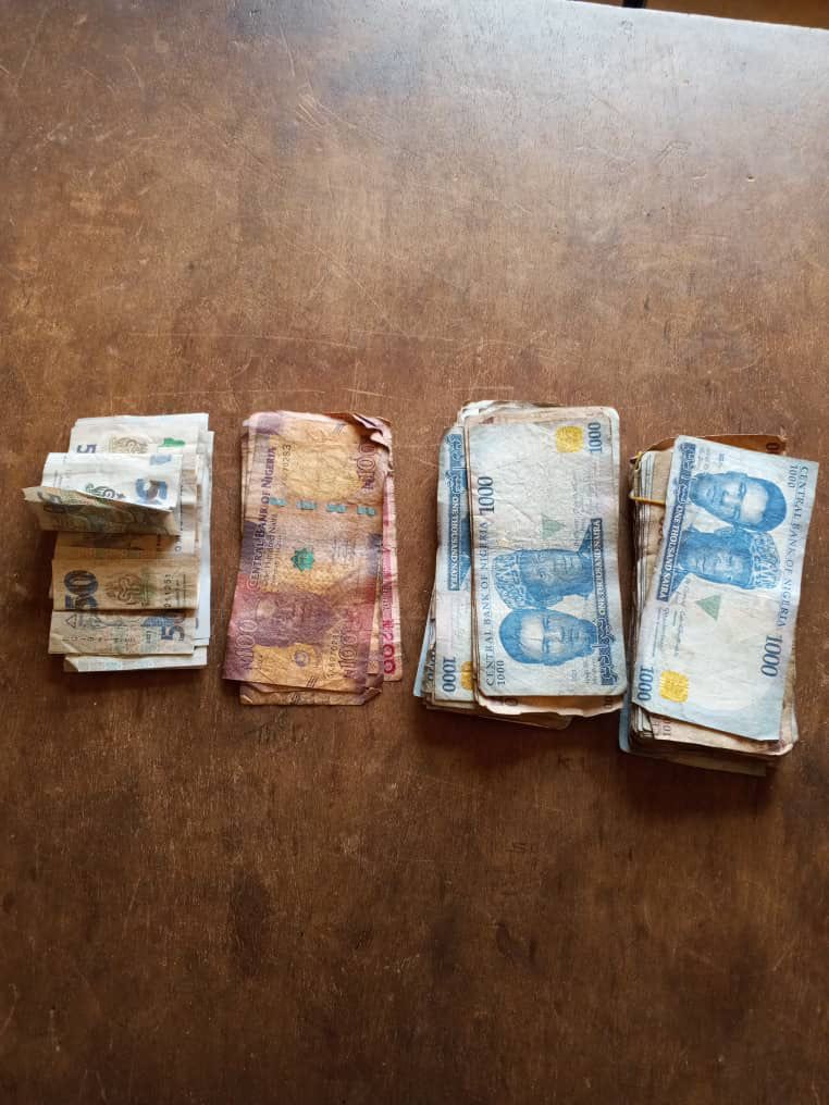 Edo police arrest 11 suspected kidnappers as 18-year-old girl stages own kidnap in Ekpoma, demands N10m ransom from her family