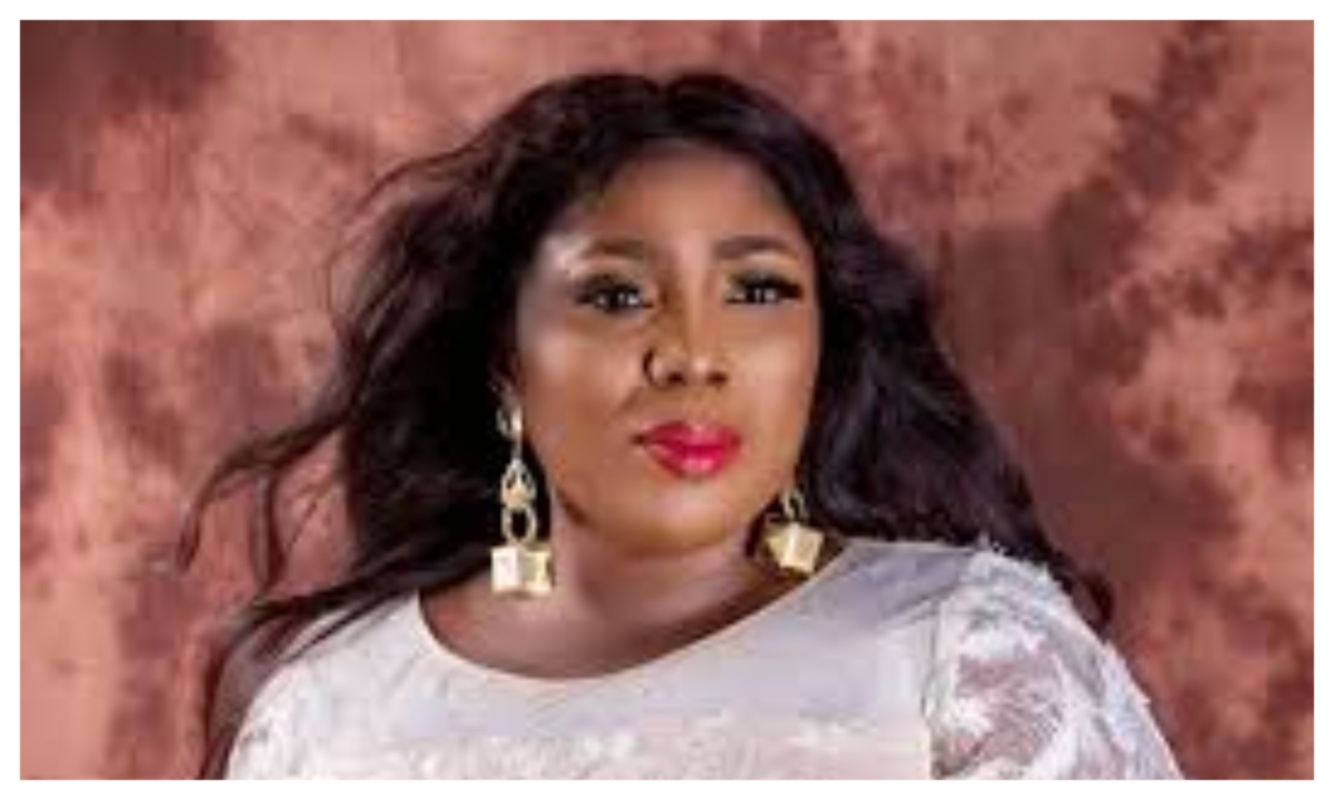 Nollywood actress, Oby Kechere aka Ms Koi Koi, has d!ed