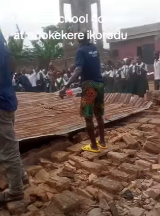 Public school building collapses in Ikorodu