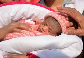 ?Stop bathing your babies like you?re washing clothes? - Nigerian doctors warn parents