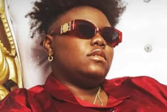 ?You no get family members?? ? Singer Teni fires back at fan begging her for money ahead of convocation