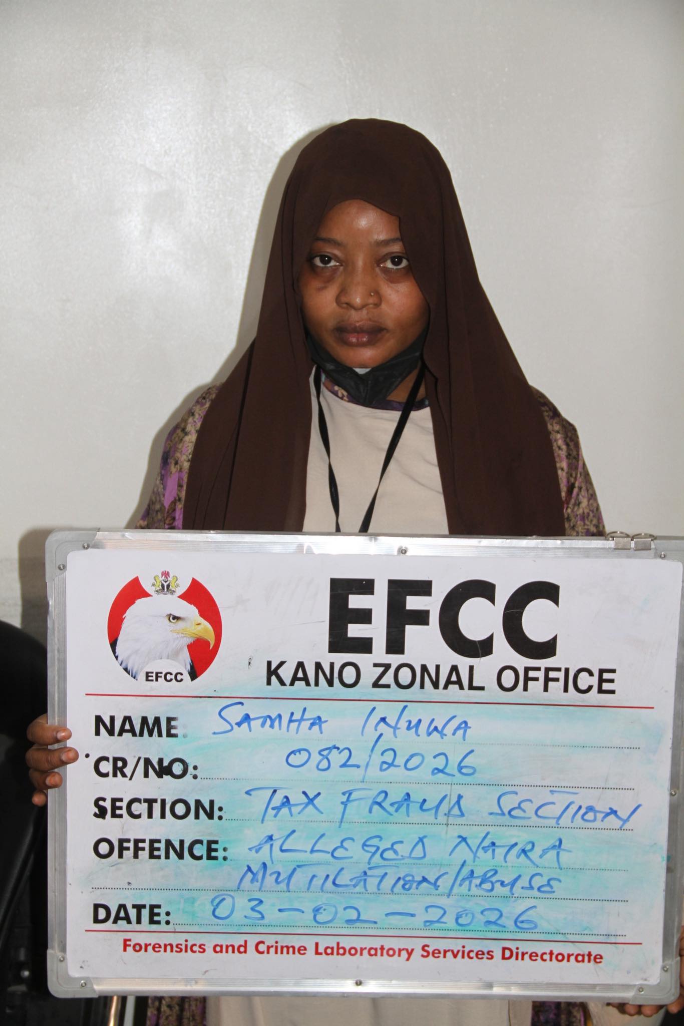 EFCC arrests Kannywood star, Samha Inuwa for wiping her nose with naira notes