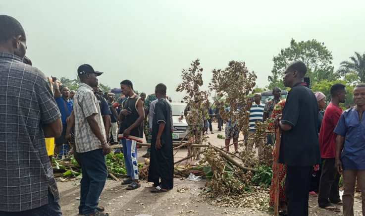 Protest rocks Ondo community as bandits demand N80m ransom for abducted couple