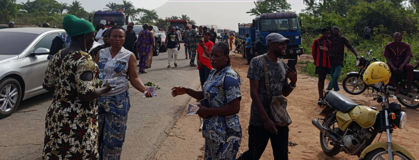 Protest rocks Ondo community as bandits demand N80m ransom for abducted couple